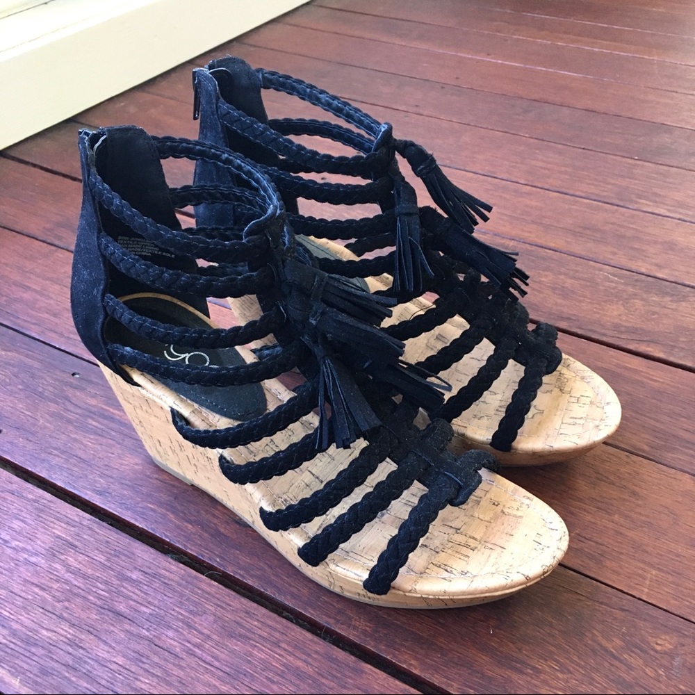 NWOT Black Tassel Wedges